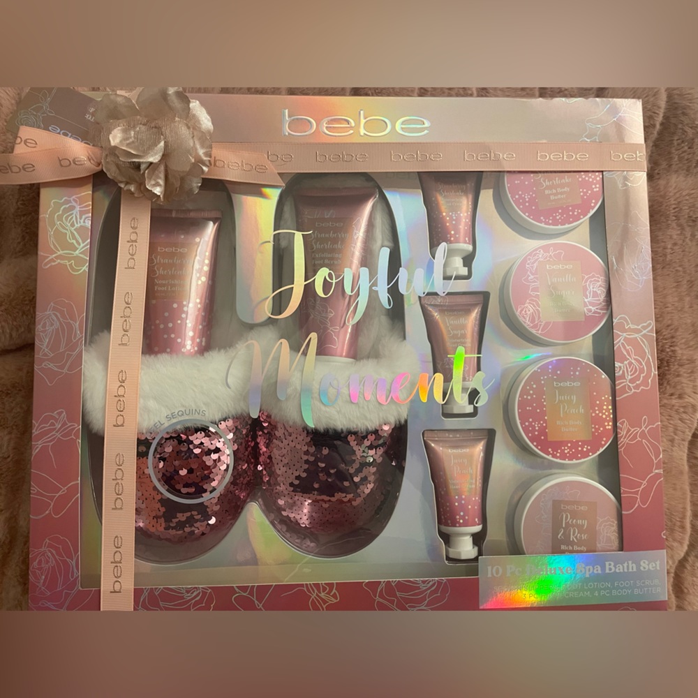 BNWT BEBE Spa Gift Set